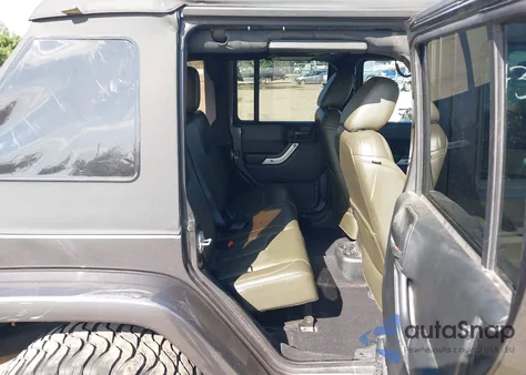 2017 Jeep Wrangler Unlimited Sahara 4X4 из США, поврежденный, VIN 1C4HJWEG6HL732149